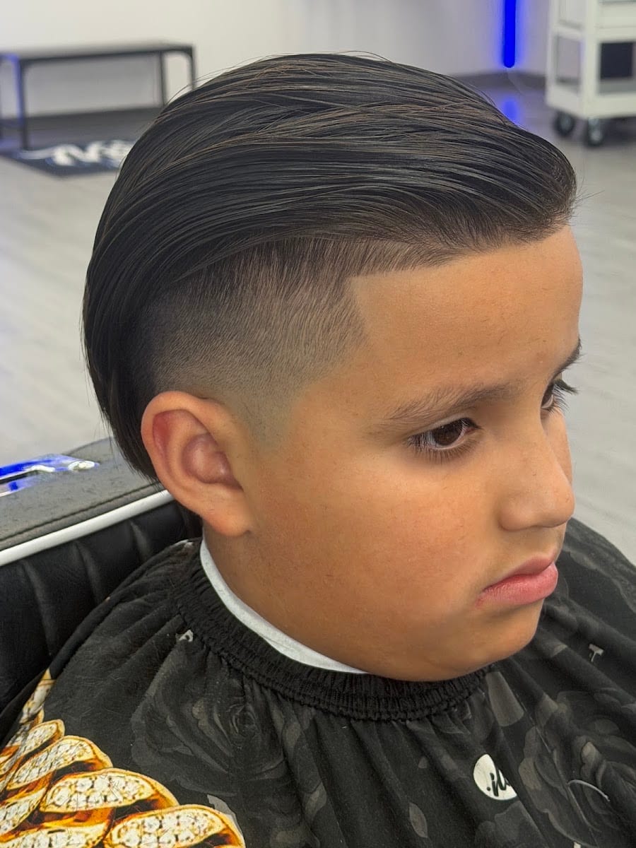 No limit barbershop