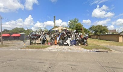 FLANAGANS JUNKBARN*GALLERY