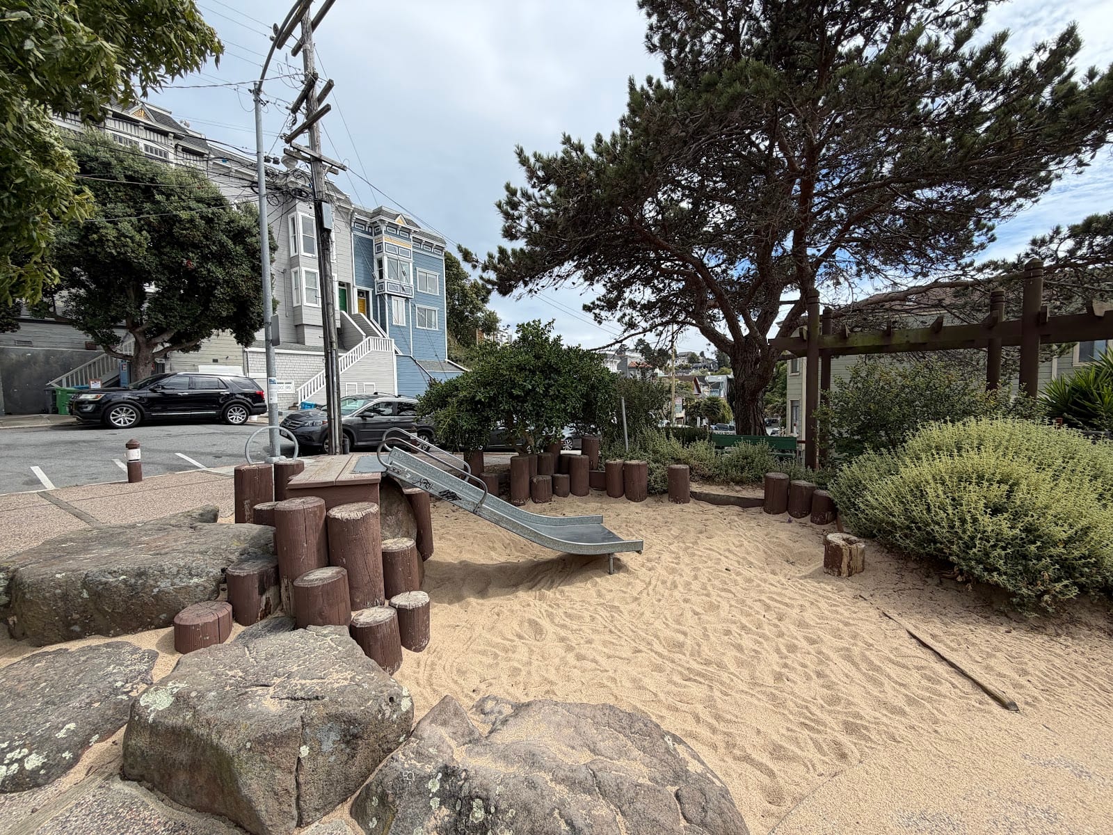 Coleridge Mini Park, photo 2