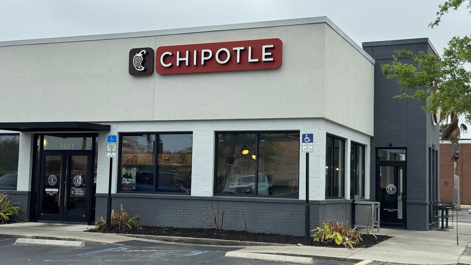 Chipotle Mexican Grill, photo 2