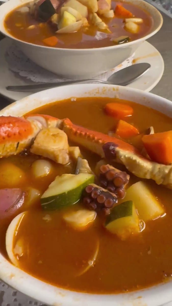 Mariscos La Costa (Sports Bar & Seafood), photo 4