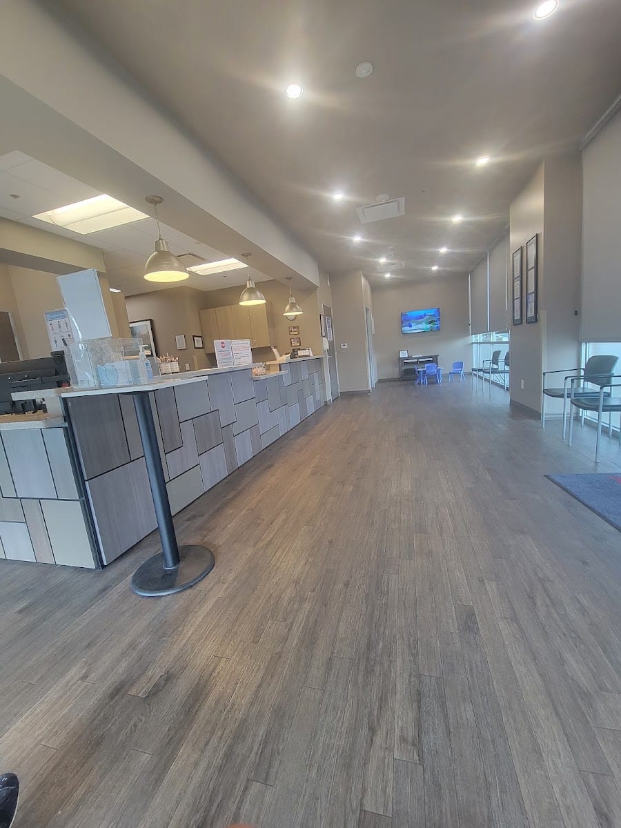 CareNow Urgent Care - Crossroads
