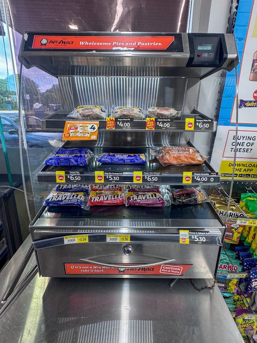 NightOwl Convenience, photo 3