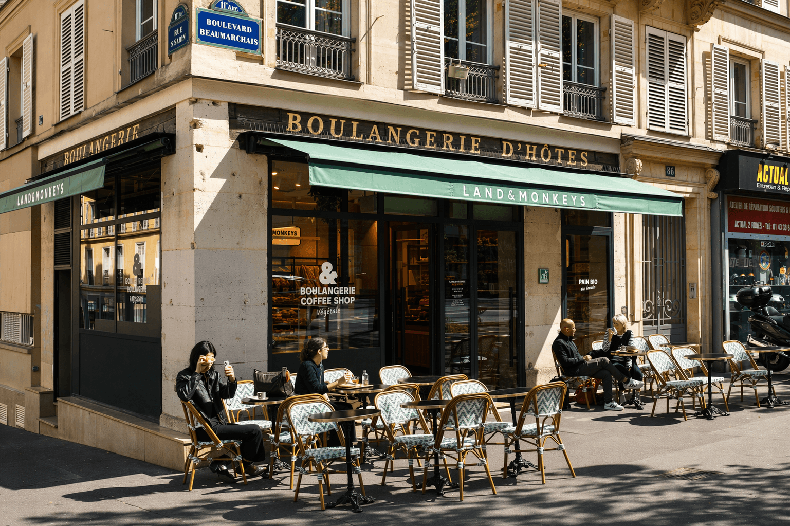 Land&Monkeys Beaumarchais, photo 2