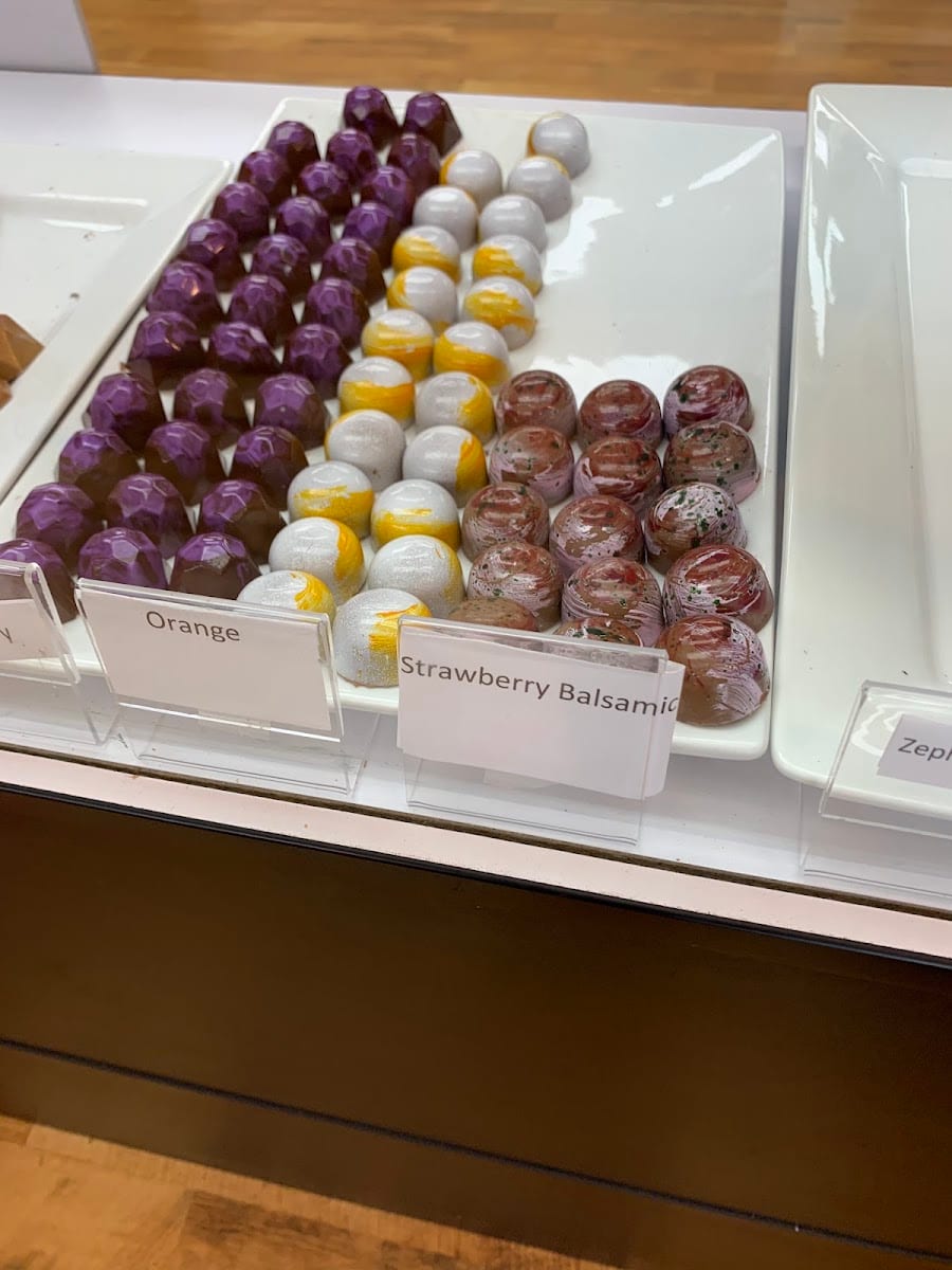 Jet Set Chocolates, photo 2