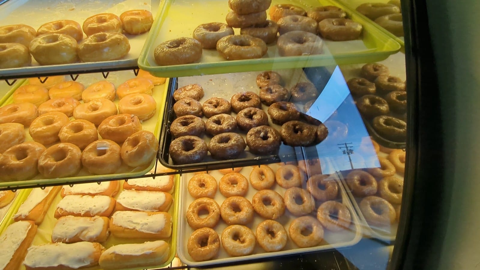 375 Donuts and Sweets, photo 3