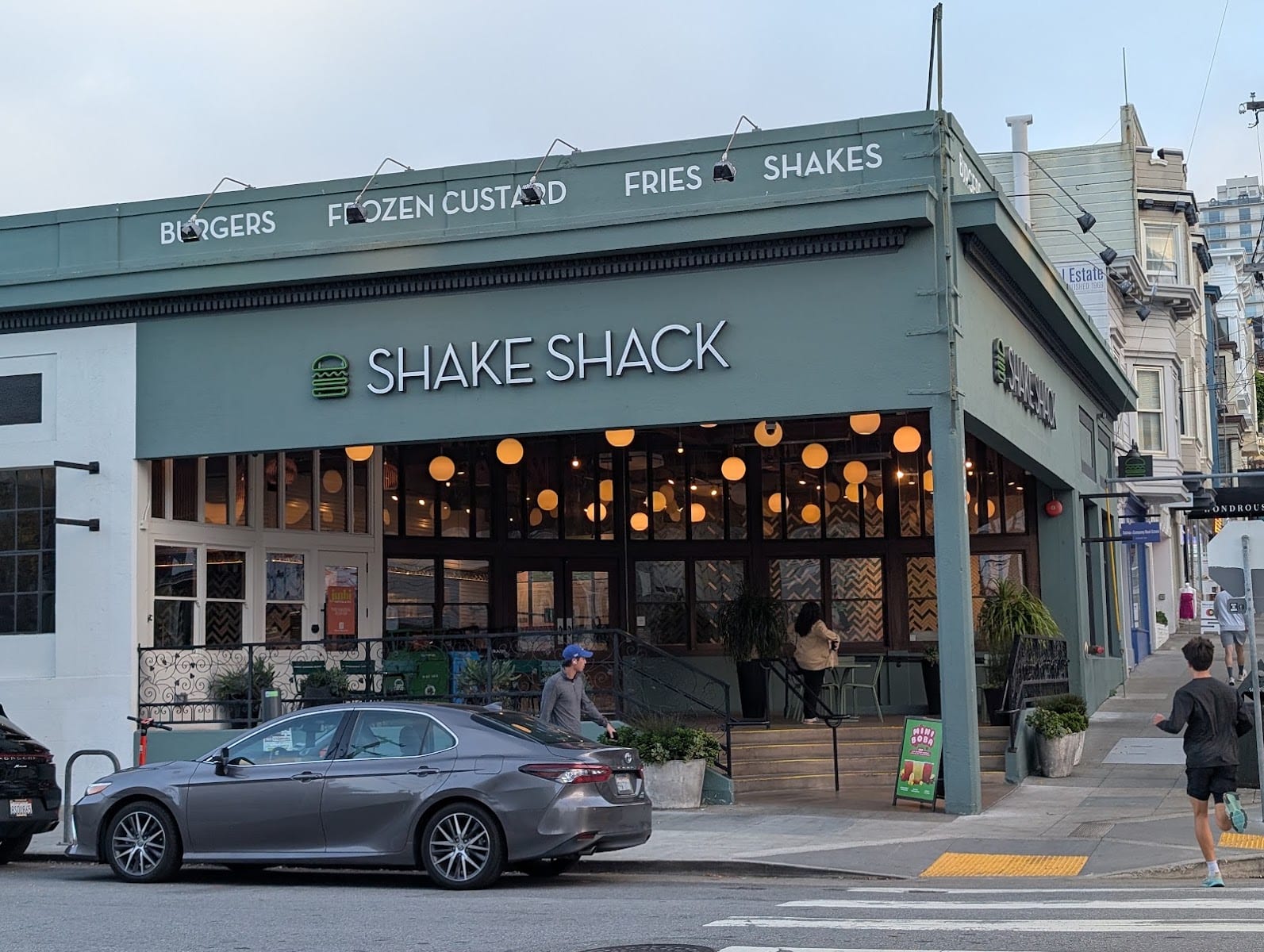 Shake Shack Cow Hollow, photo 2