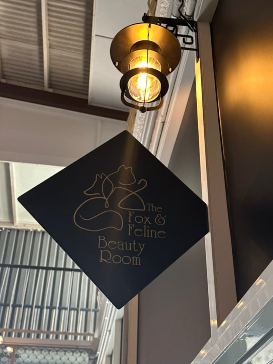 The Fox and Feline Beauty Room