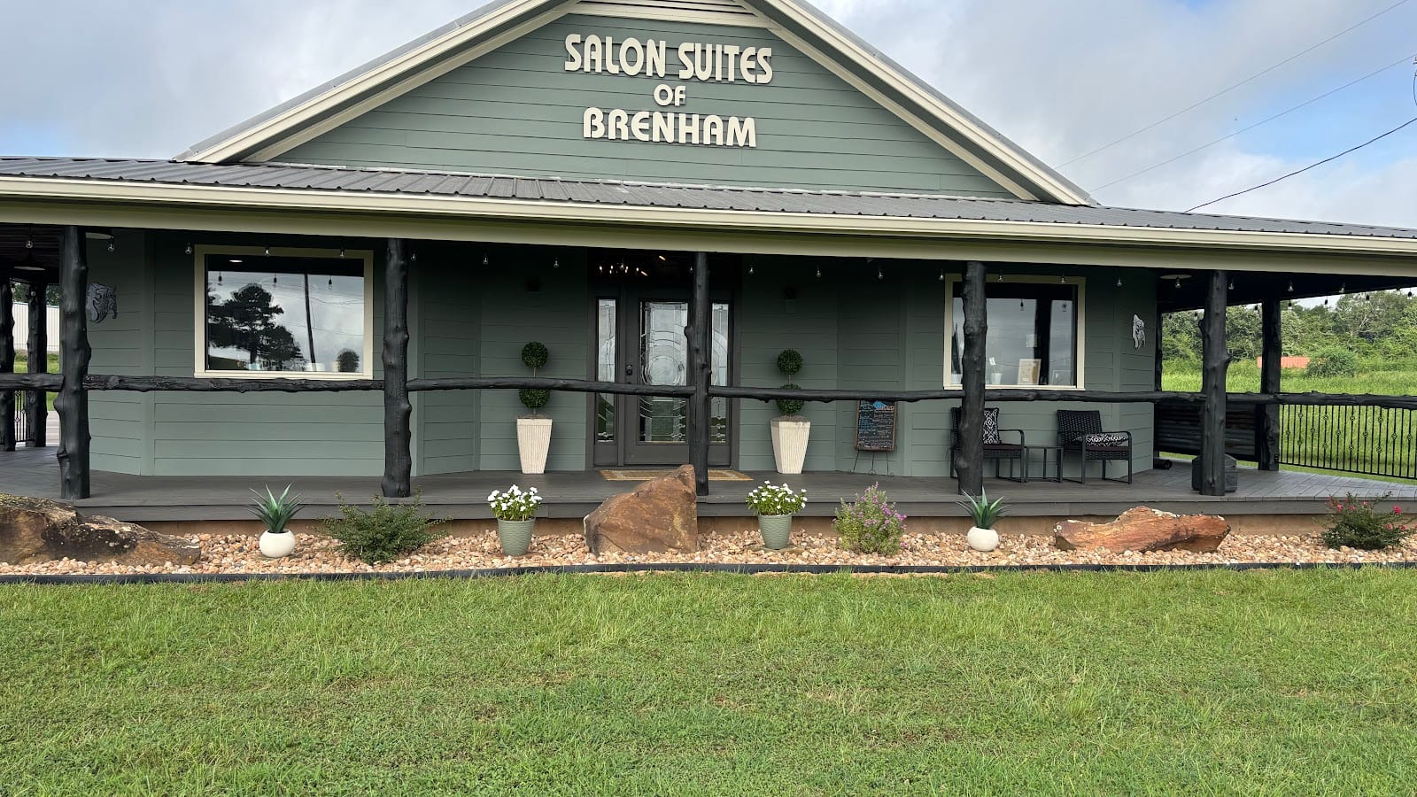 Salon Suites of Brenham