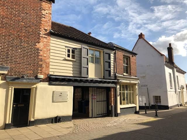 Stunning City Centre House With Hot Tub & Cinema Room, photo 2