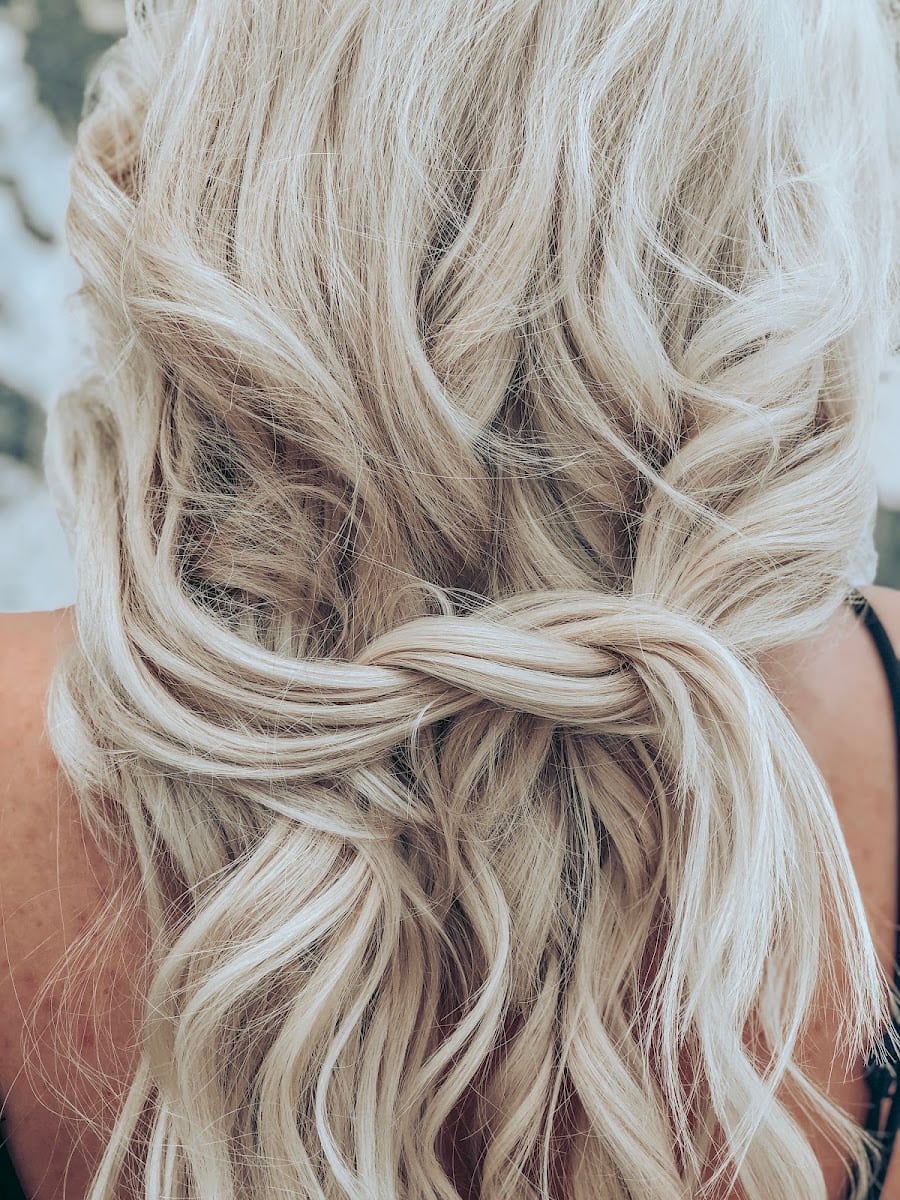 Isle Gallagher-SRQ Hair