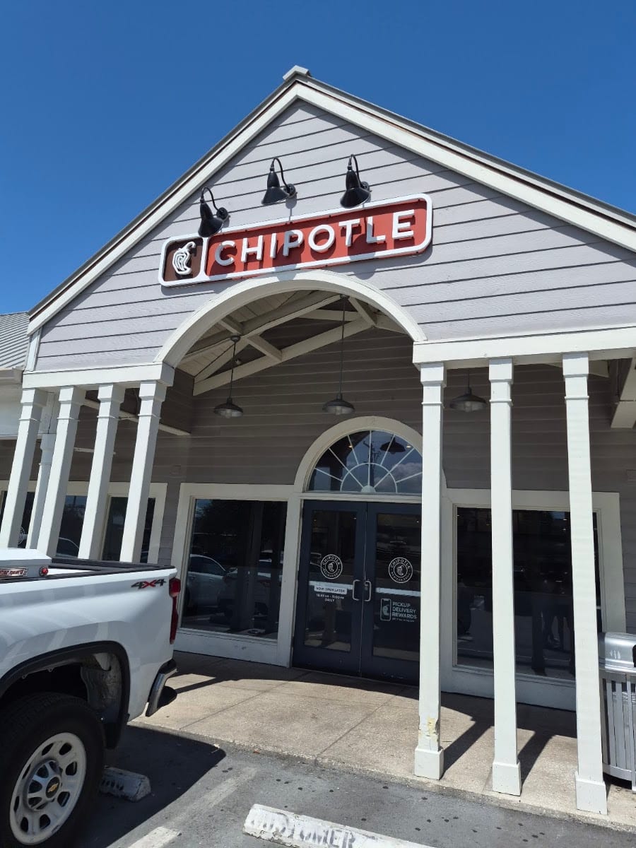 Chipotle Mexican Grill, photo 2