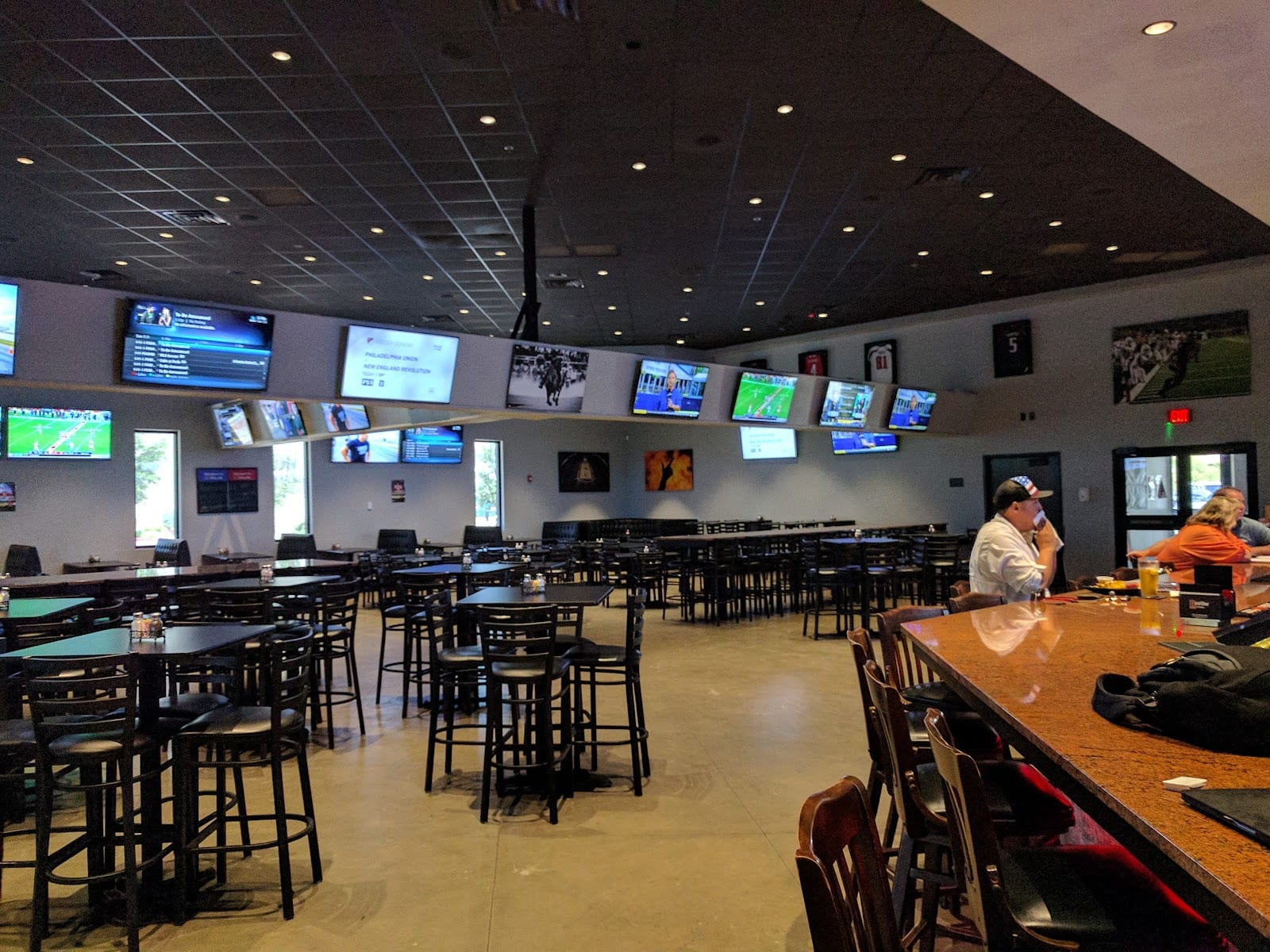 Nick's Sports Grill and Lounge, photo 3