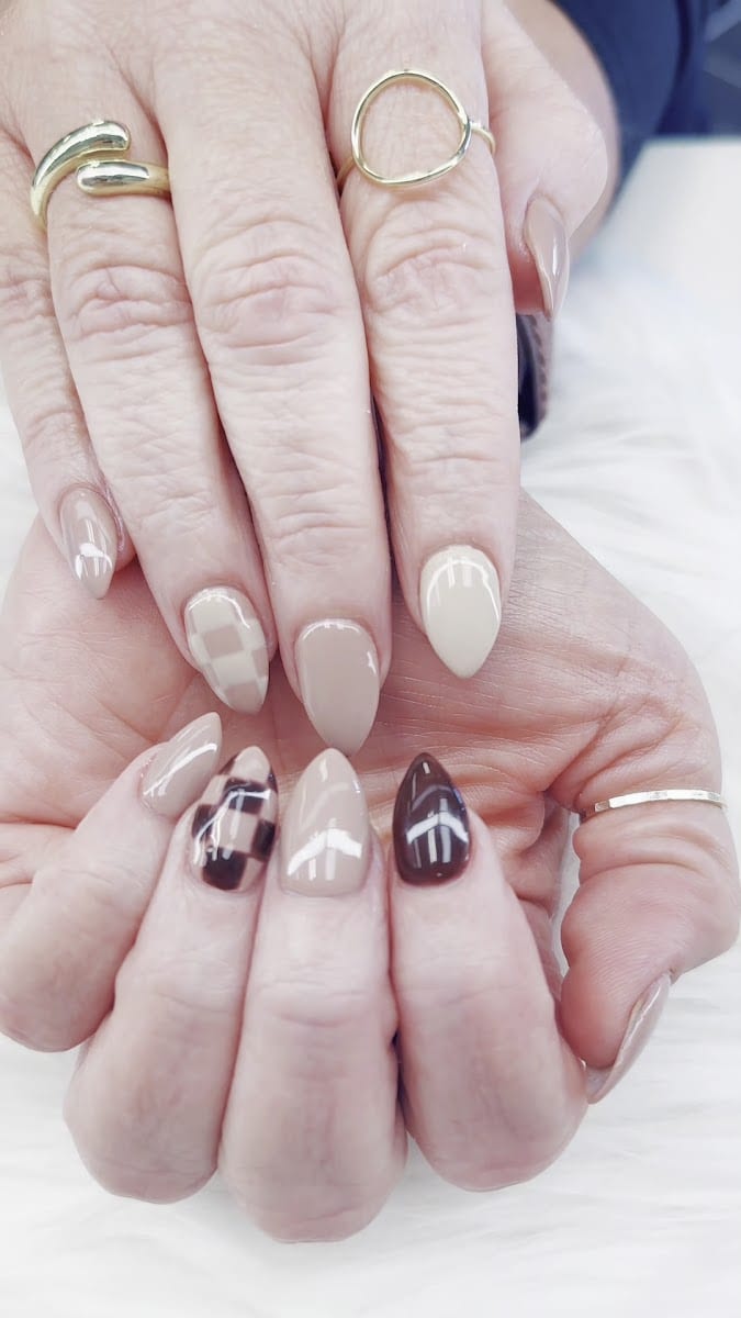 Valentine's Nail Spa, photo 2