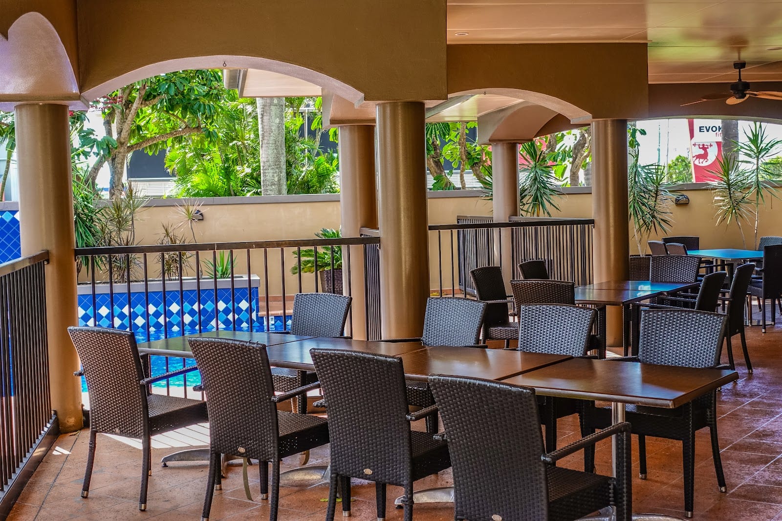 Blue Gecko Bar & Restaurant, photo 4
