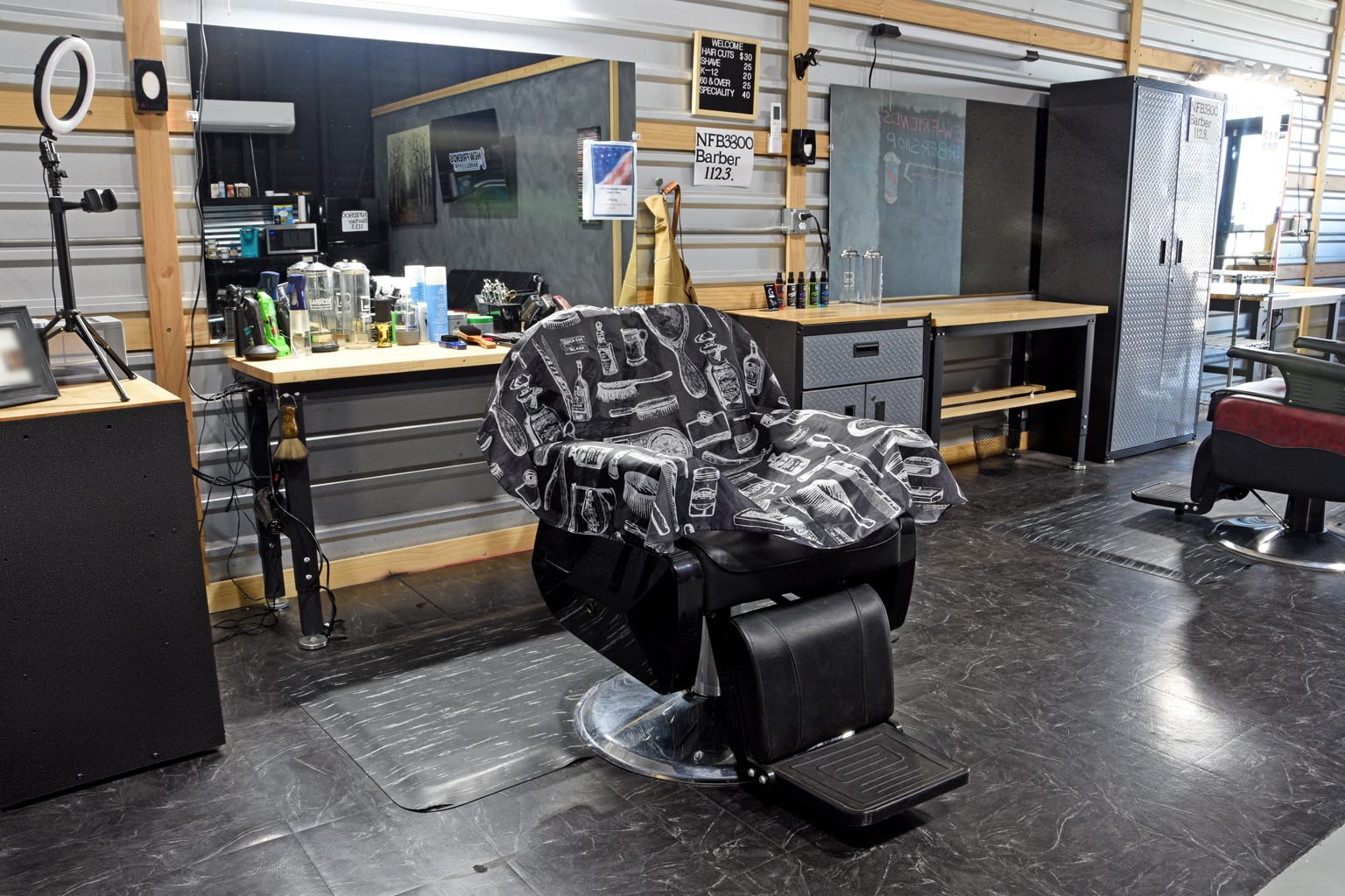 New Friends Barbershop, photo 3