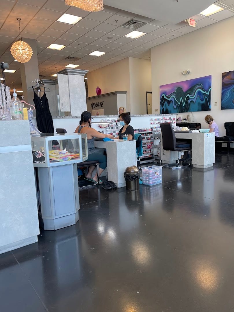 Posaré Salon