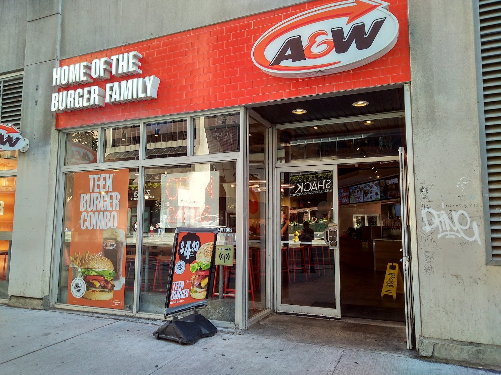A&W Canada, photo 2