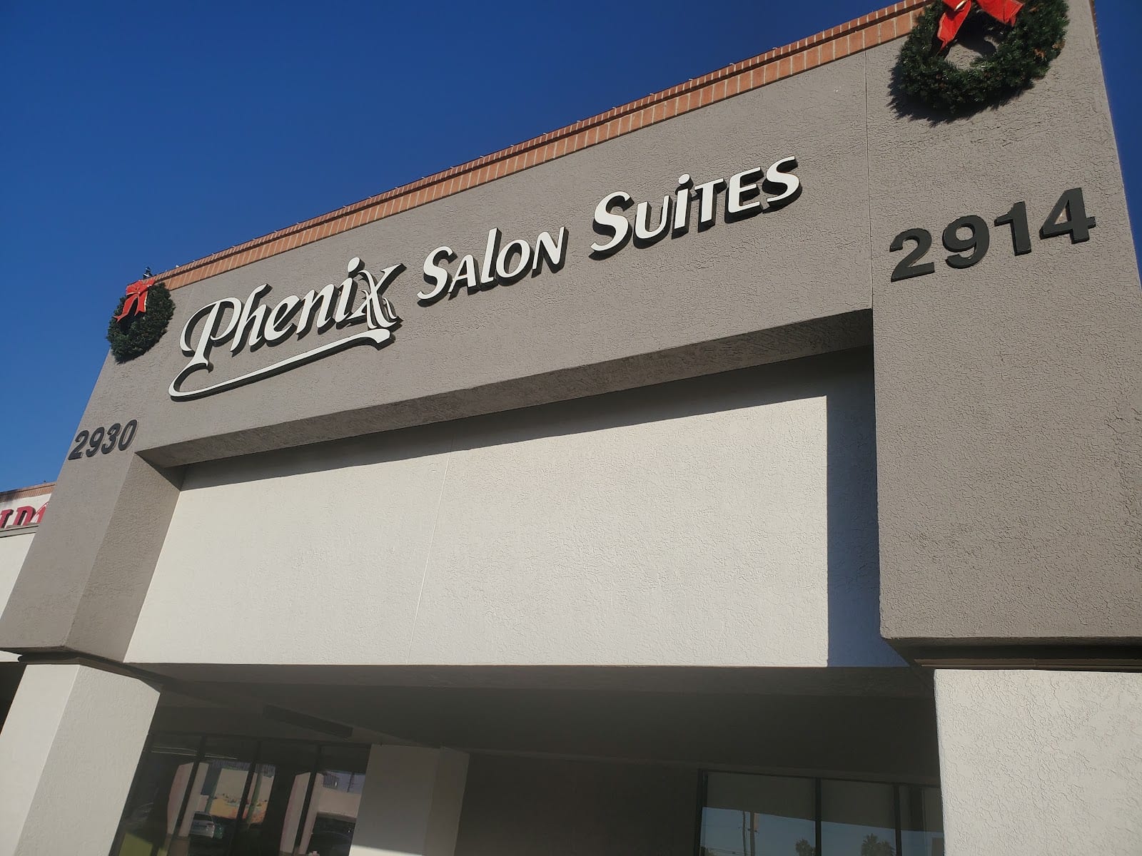 LN by KIM @ Phenix Salons