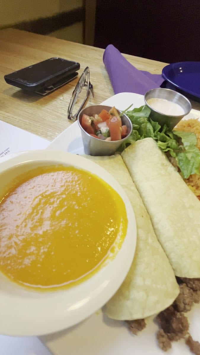 Ed's Cantina & Grill, photo 2
