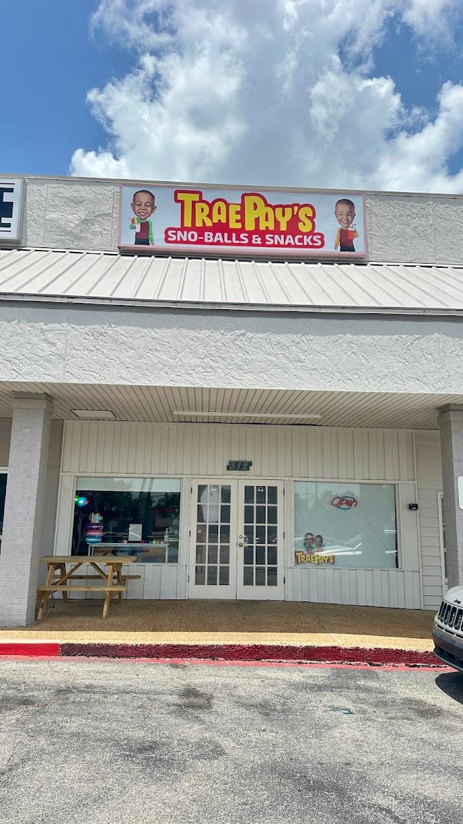 TraePay’s Snacks & Snoballs