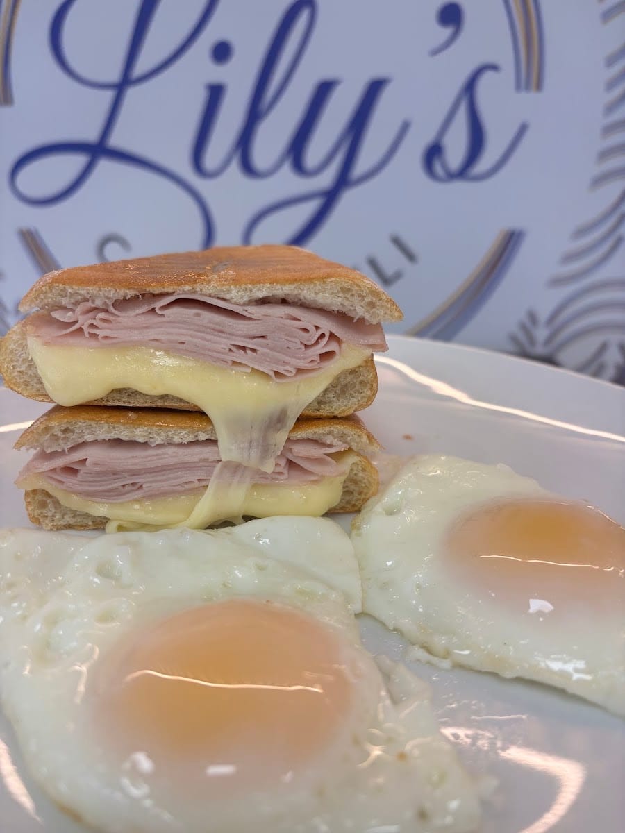 Lily's Cafe Deli, photo 3