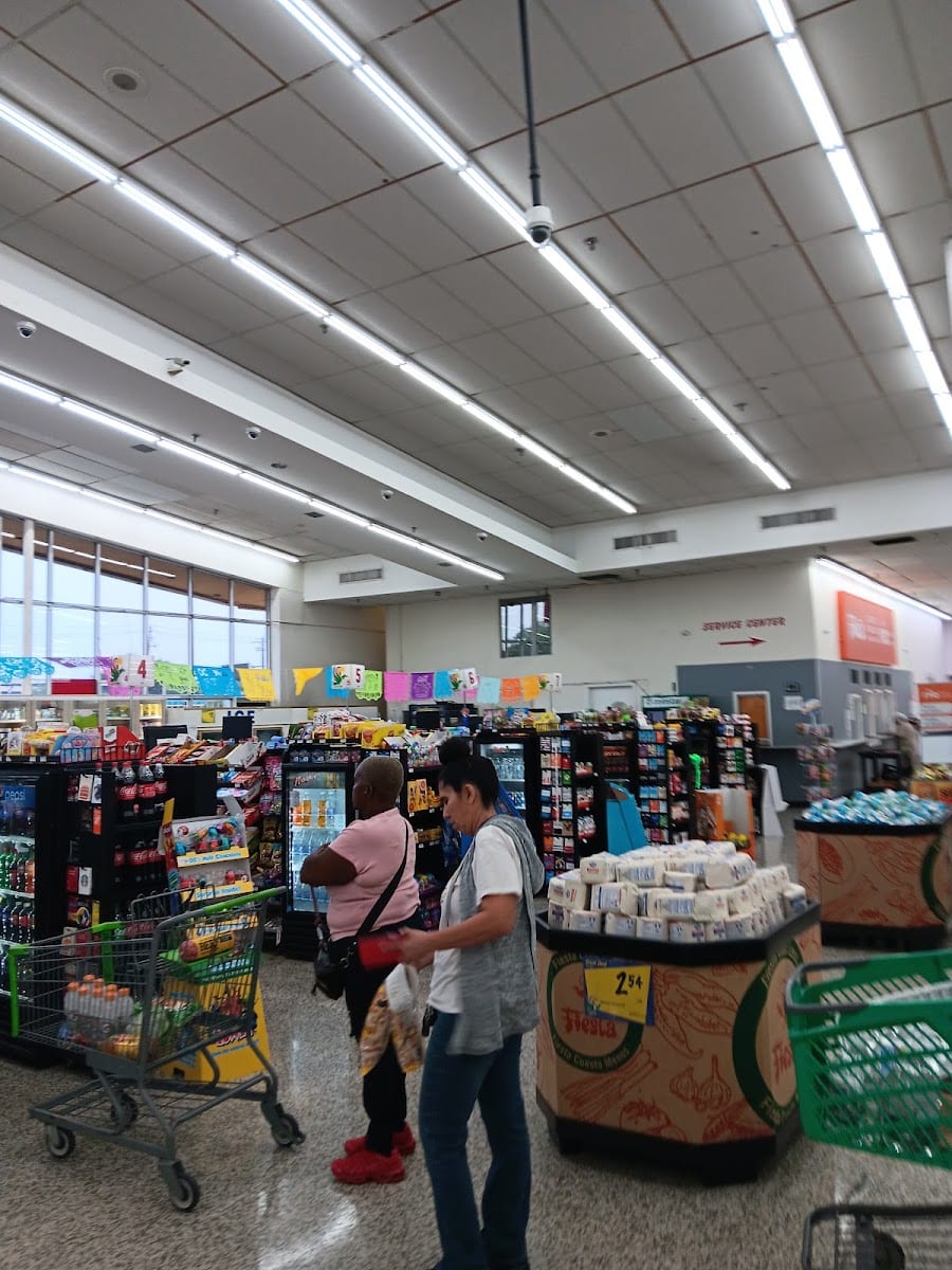 Fiesta Mart #50, photo 3