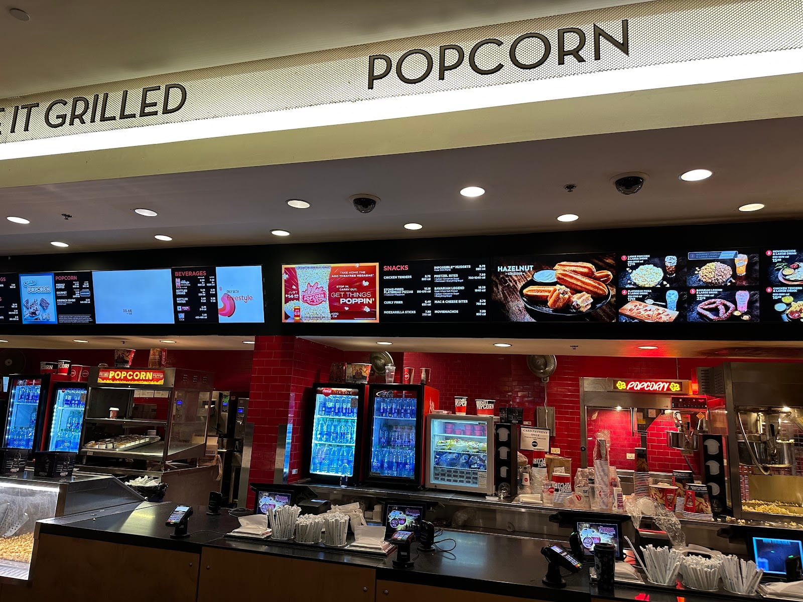 AMC Garden State Plaza 16, photo 4