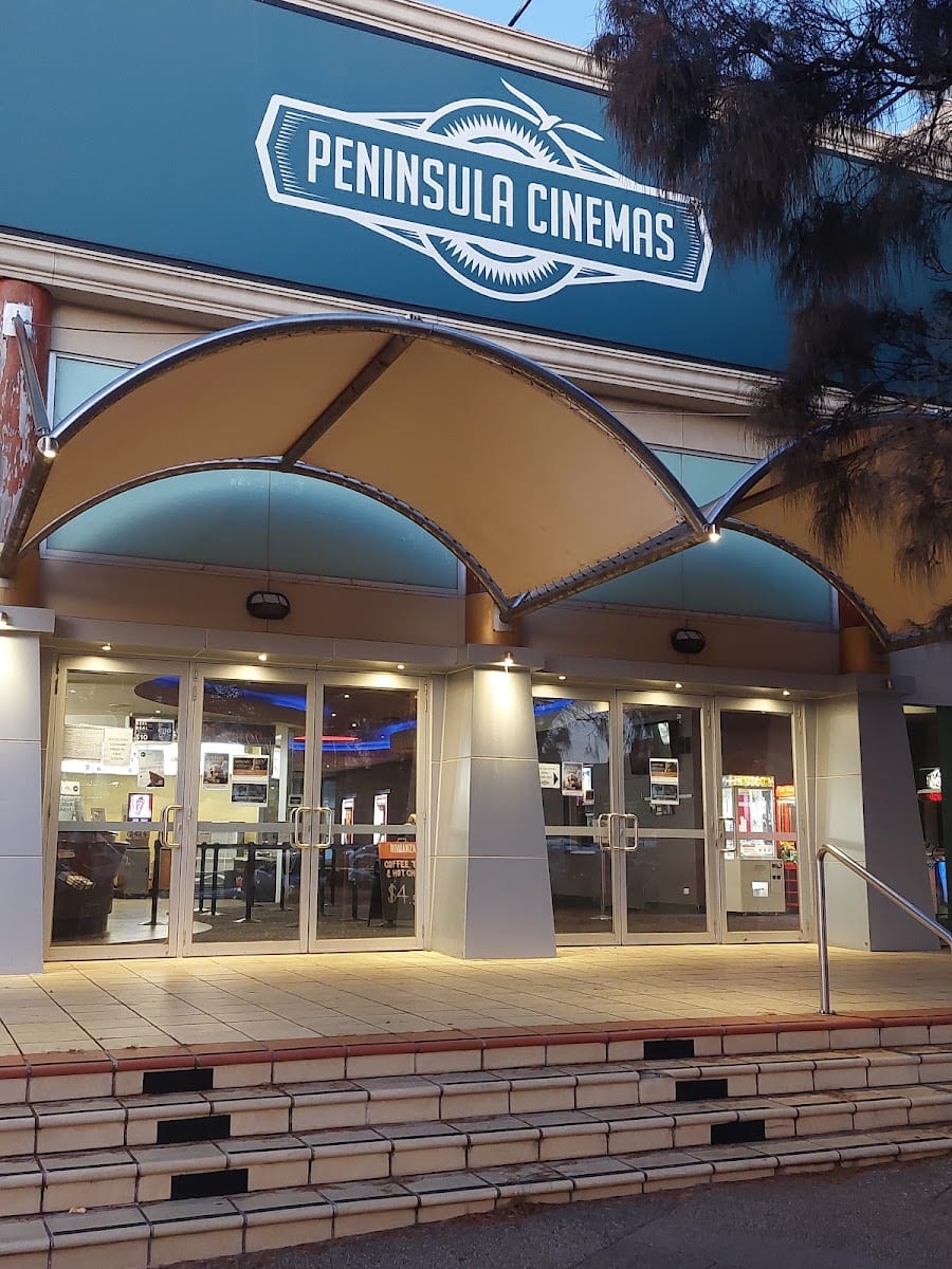 Peninsula Cinemas, photo 3