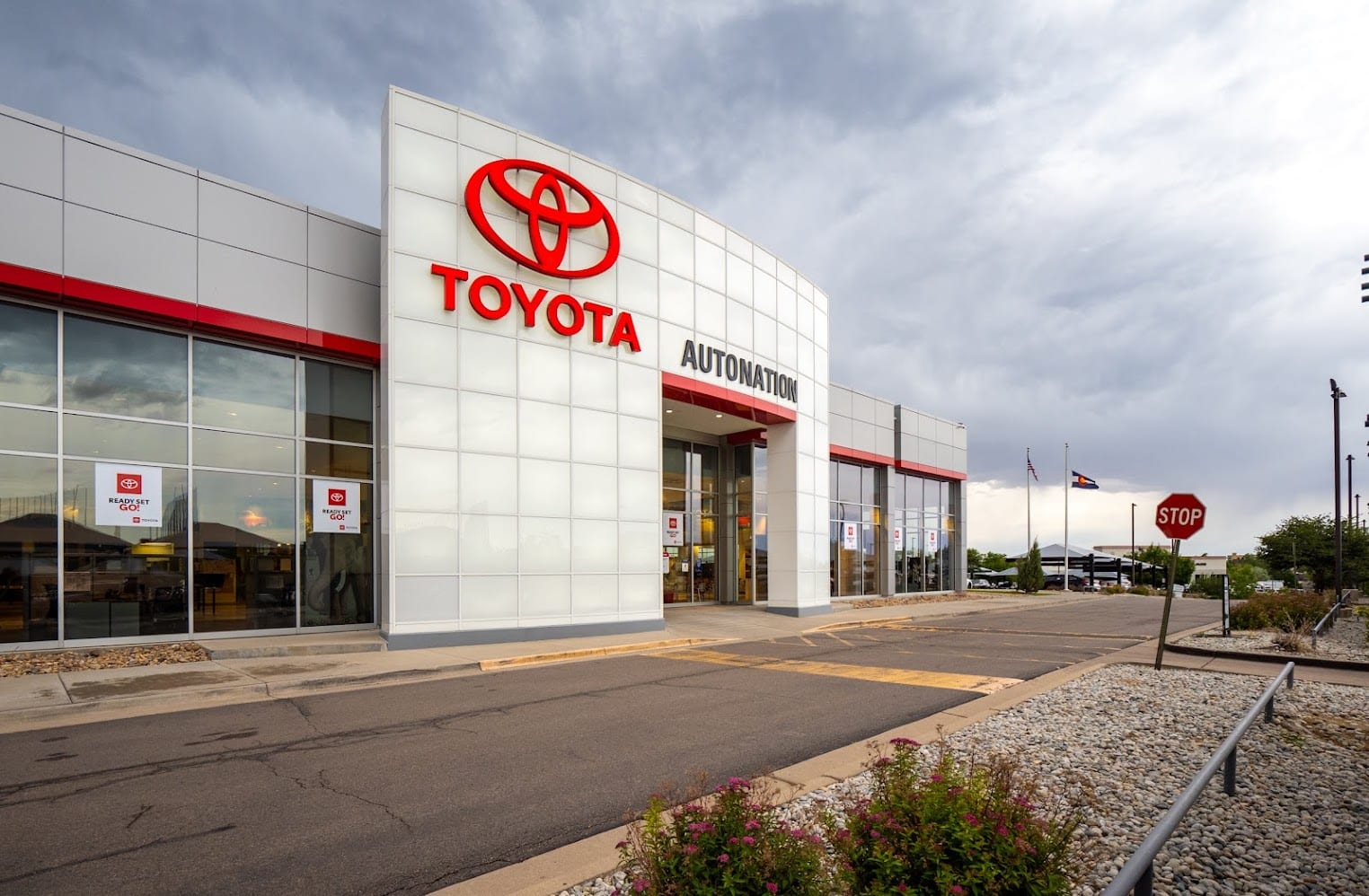 AutoNation Toyota Arapahoe, photo 3