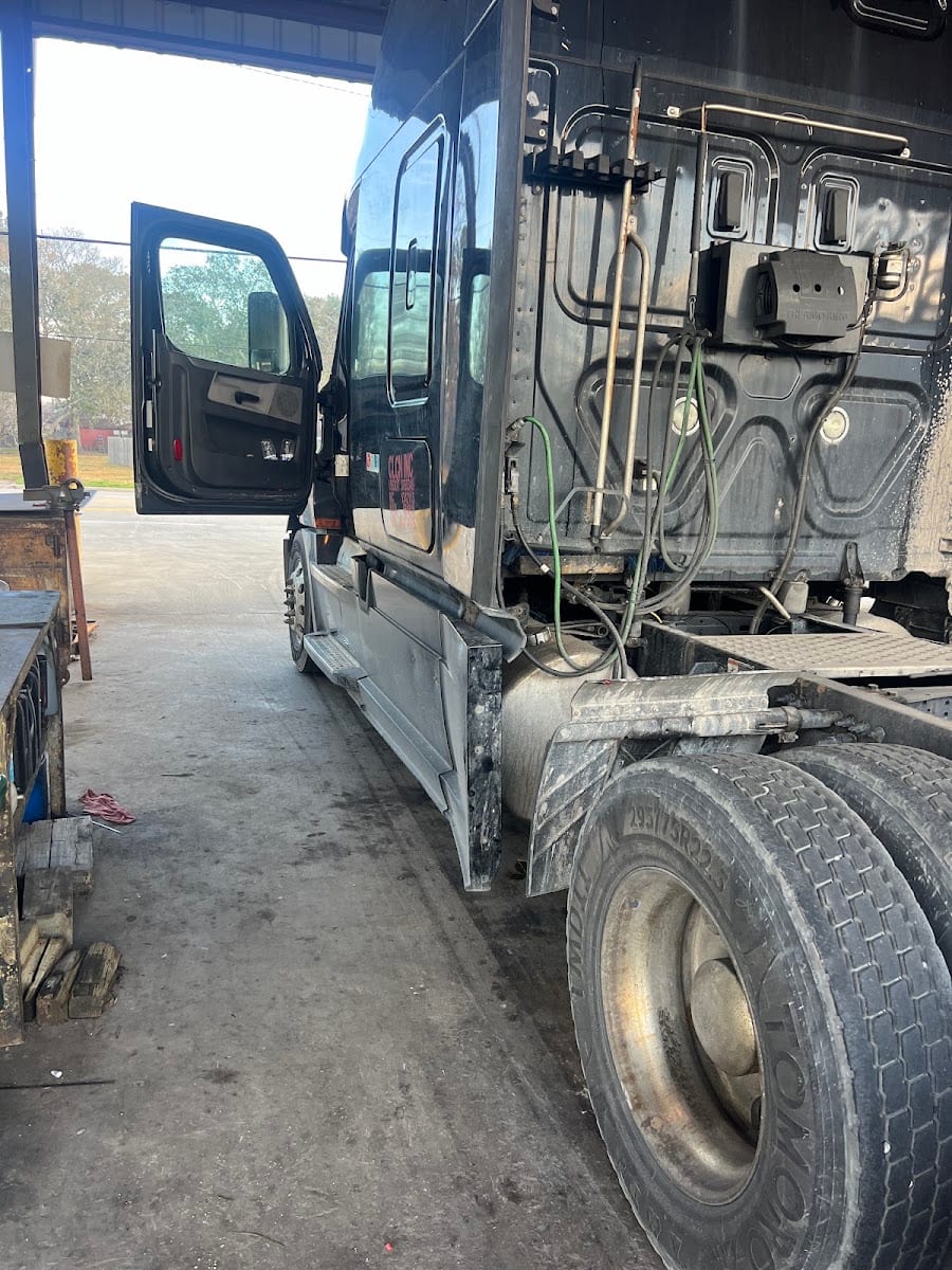 Vic's Truck & Trailer Repair