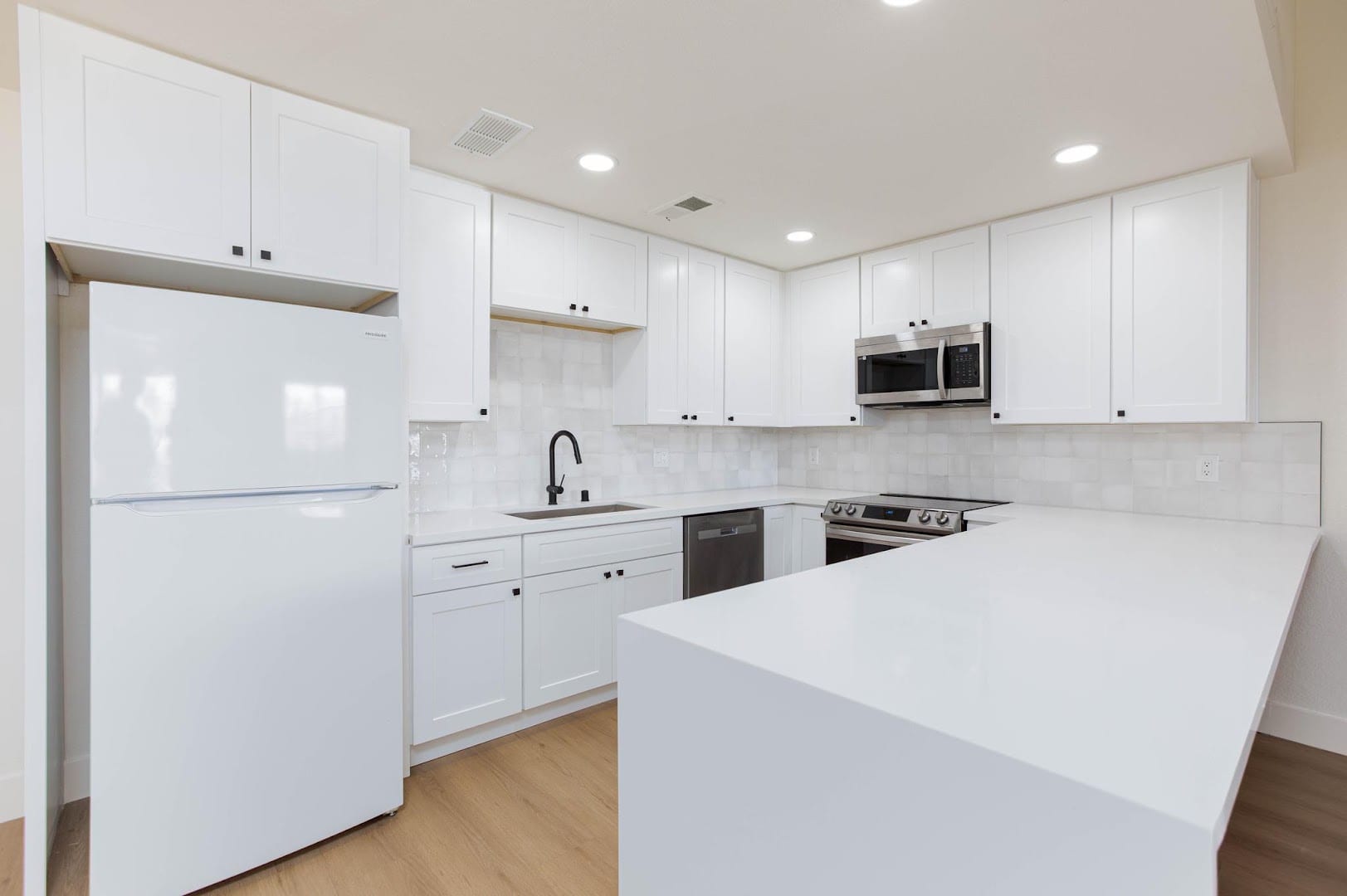 Jourdain Taylor - Las Vegas,NV - Realtor, photo 4