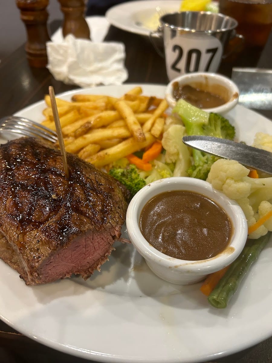 Restaurant at the Shamrock Hotel, photo 3