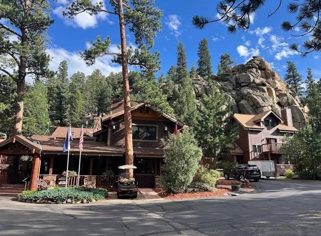 Blackhawk Cabins