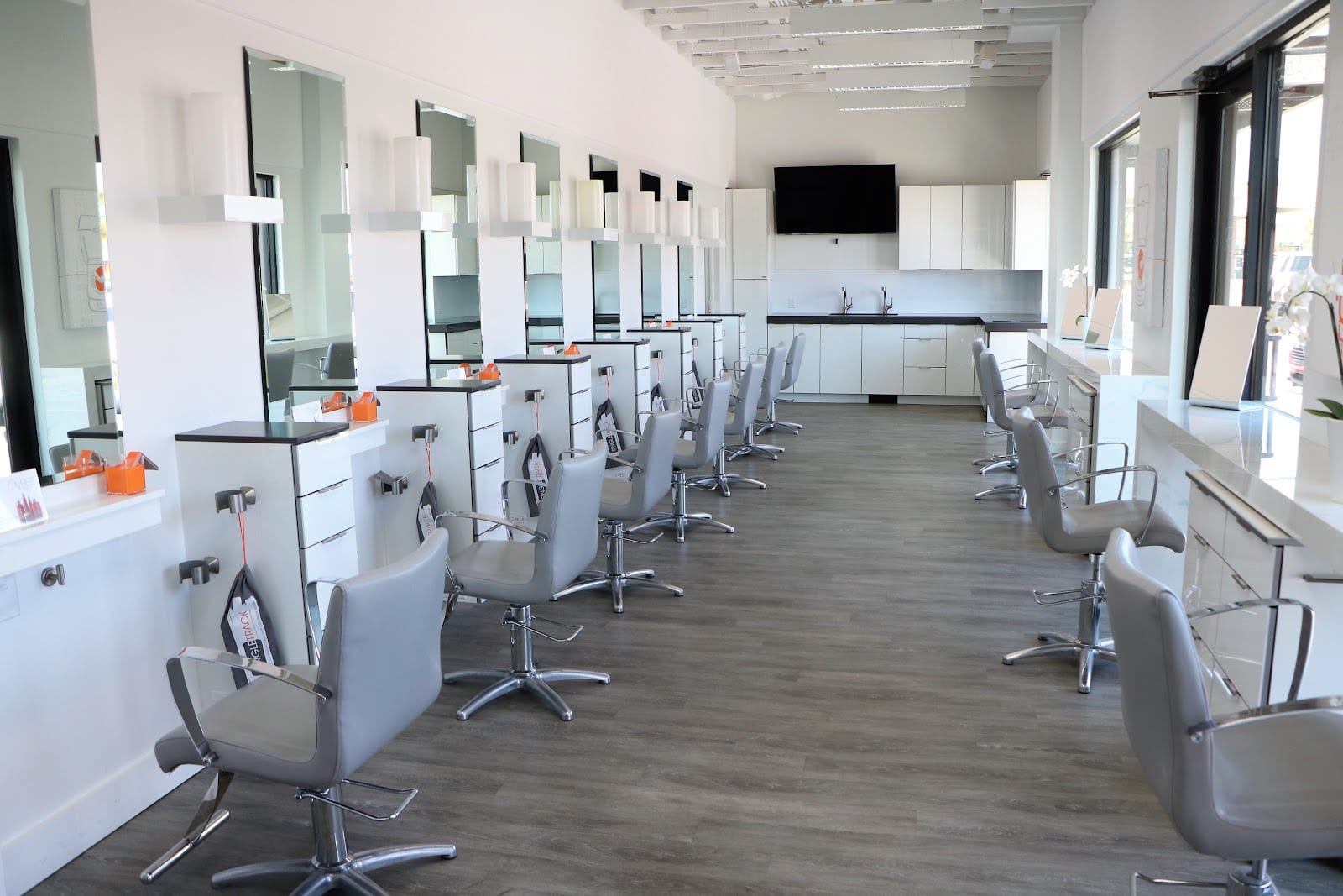 Off Camber Studios - Scottsdale Hair Salon, photo 2
