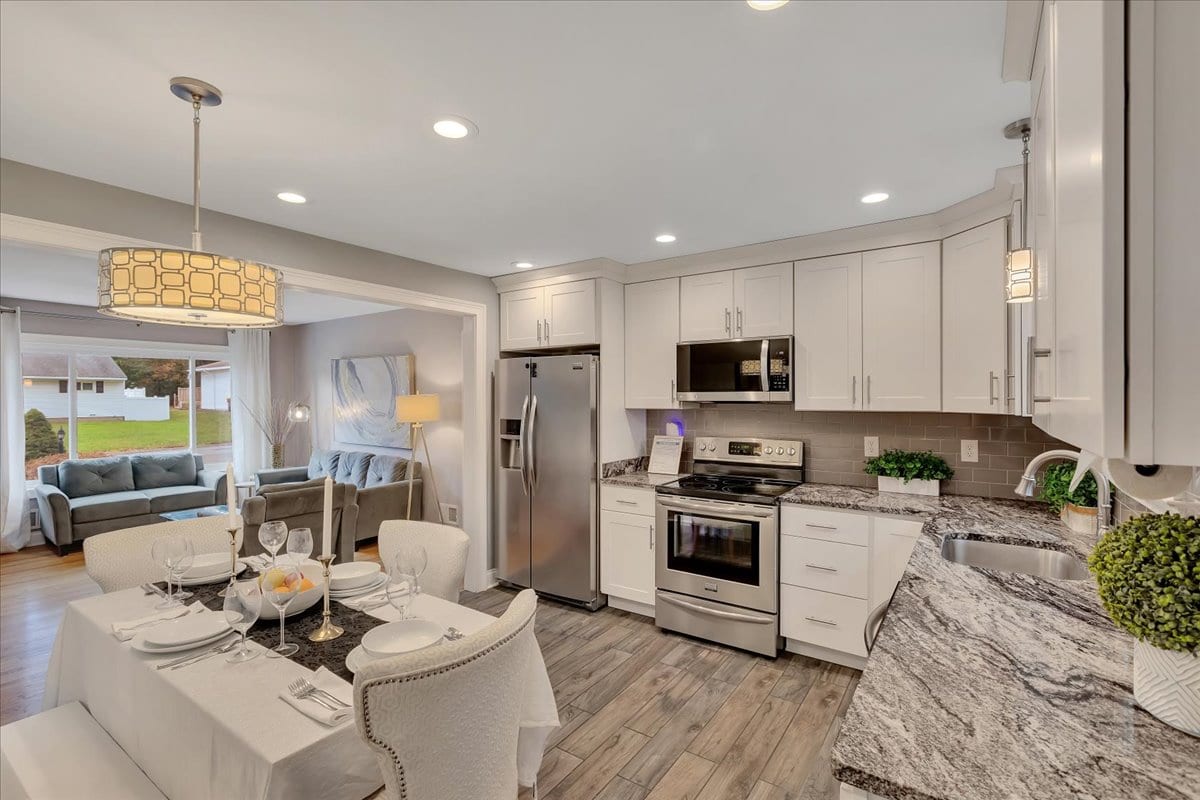 Helen Simpson Real Estate Agent in Saratoga Springs, New York - Keller Williams Realty