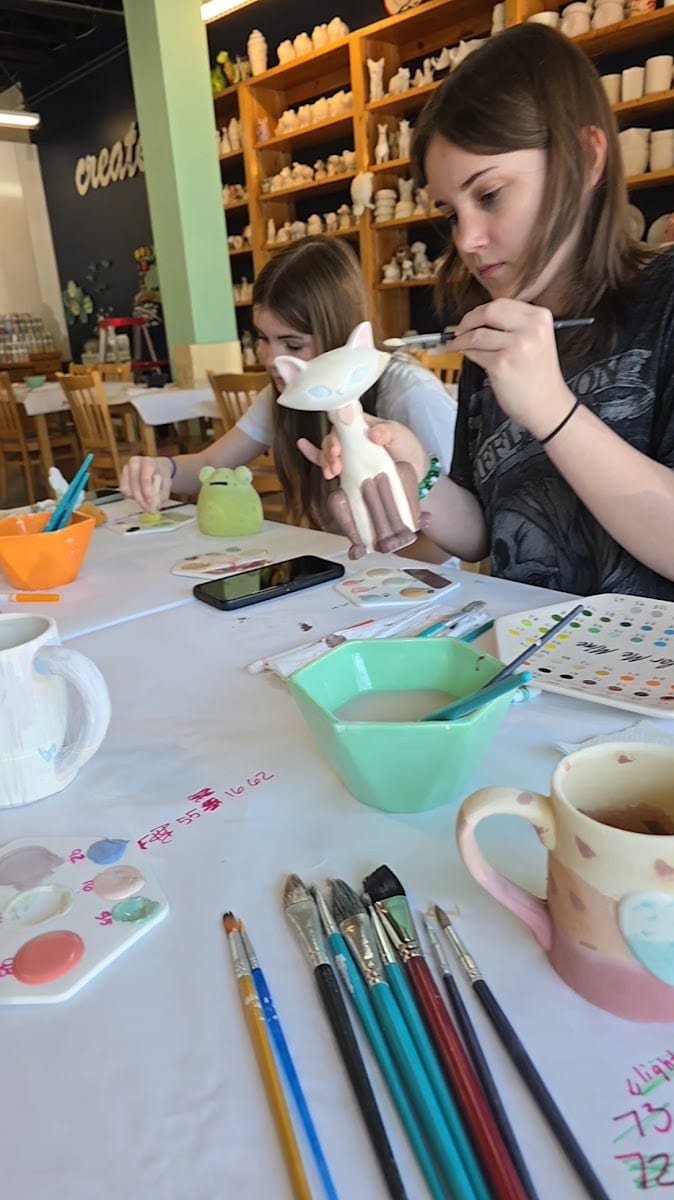 Color Me Mine, photo 3
