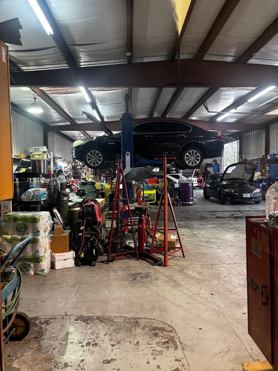 Mercedes Service LP, photo 2