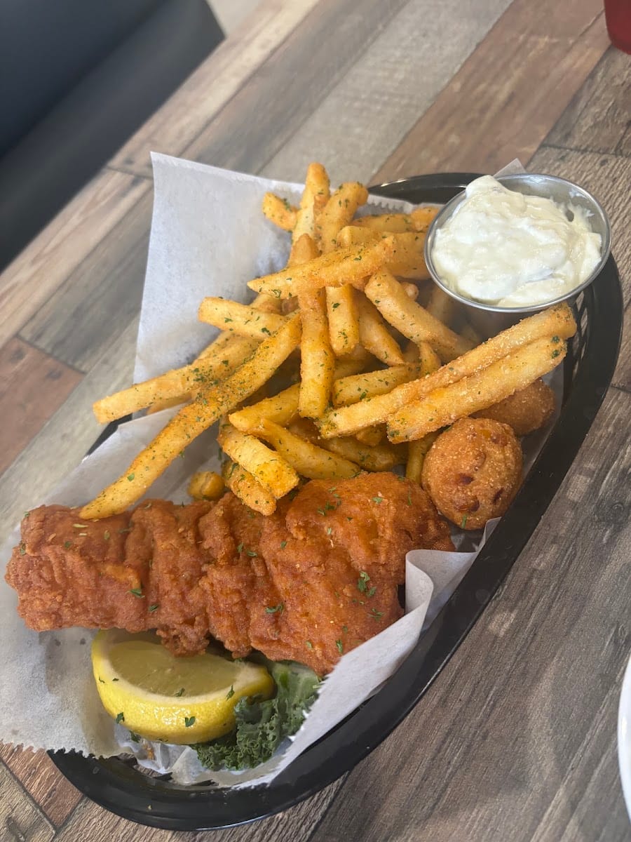 Off The Hook Seafood & Steak & Bar, photo 2