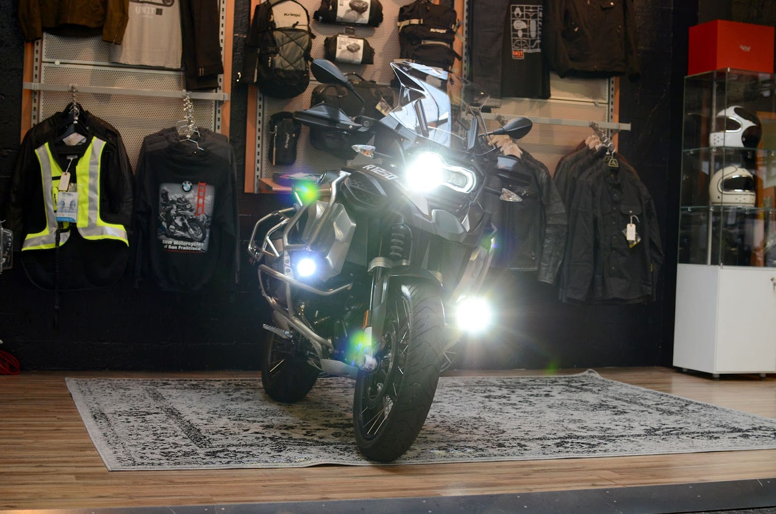 SoSo Cycles-San Francisco, photo 2