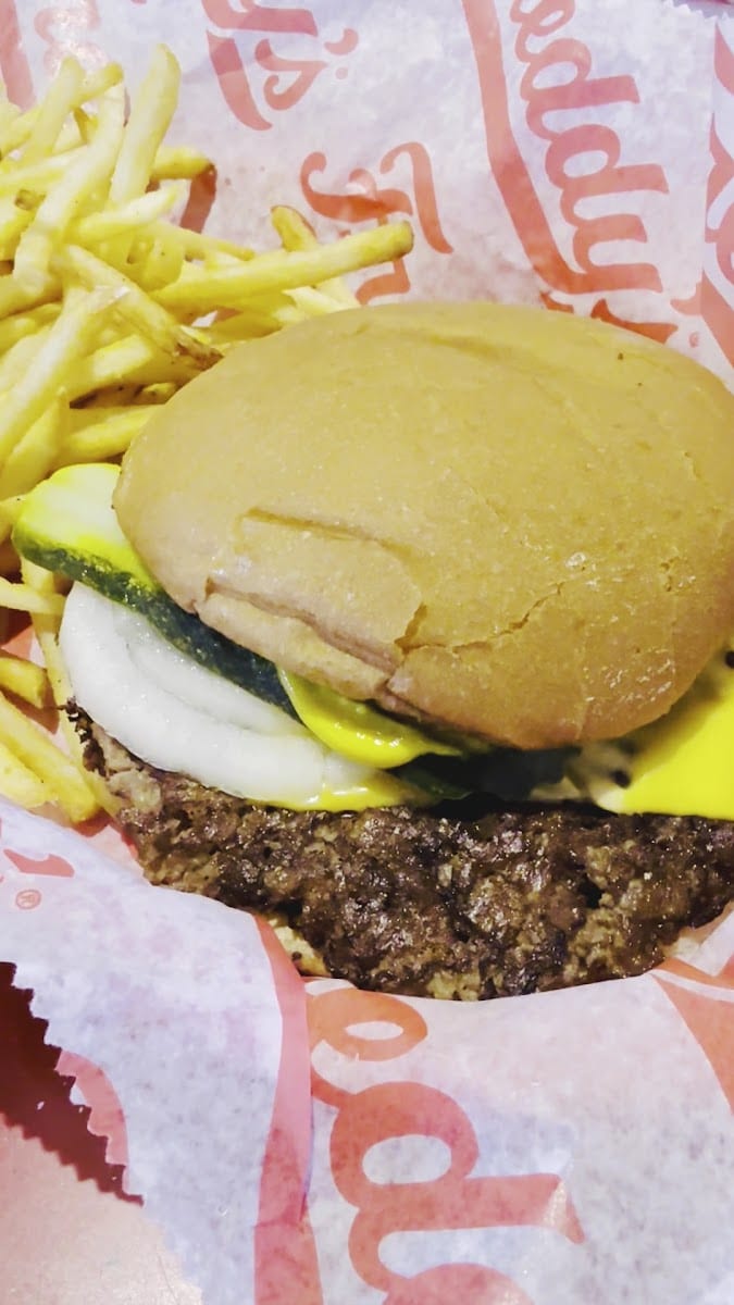 Freddy's Frozen Custard & Steakburgers, photo 3