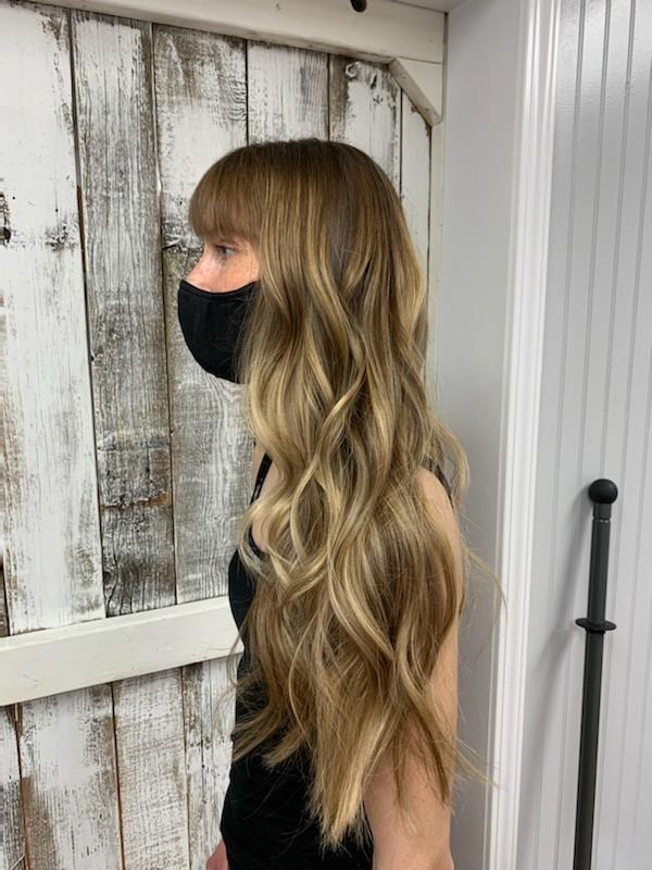 Campana Rosa Salon