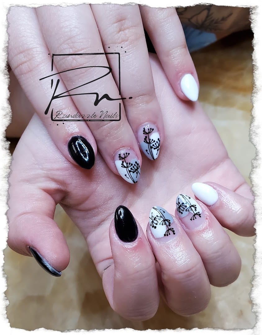 Randazzle Nails, photo 3