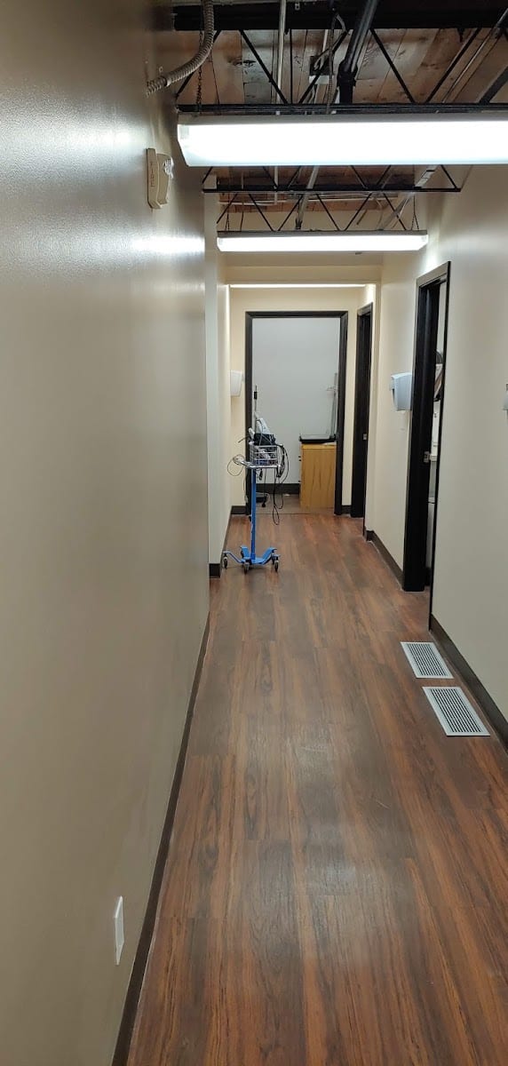 Martindale Clinic, photo 4