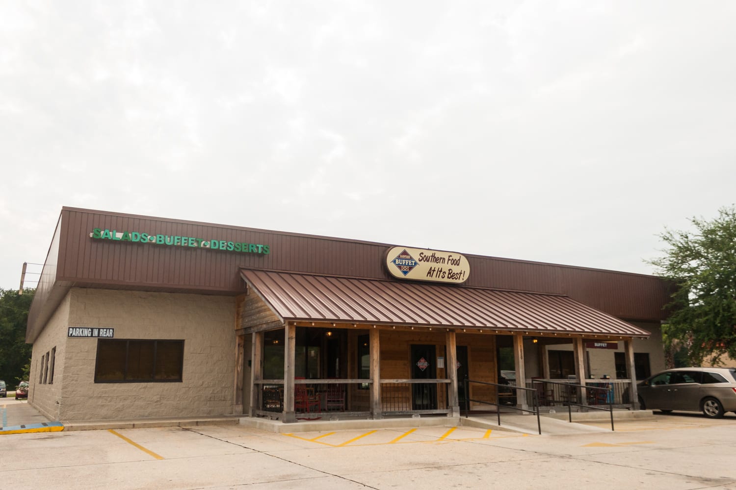 Nelson's "Barnyard" Buffet