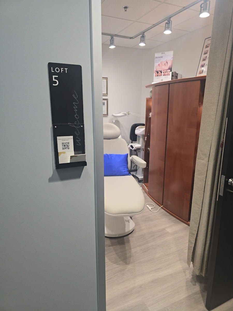 Salon Lofts