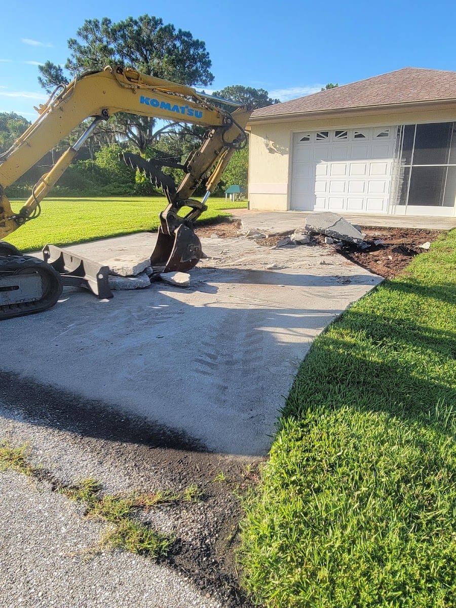 Dc's landscaping and trees service LLC