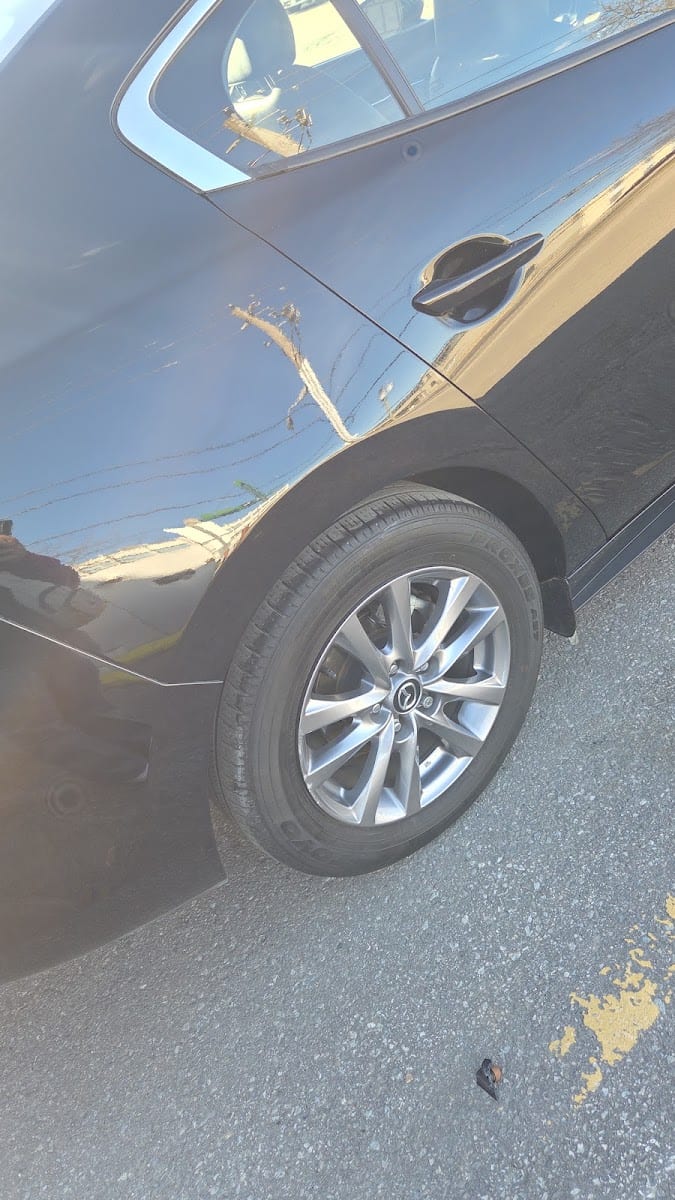 Newton Auto Collision, photo 4