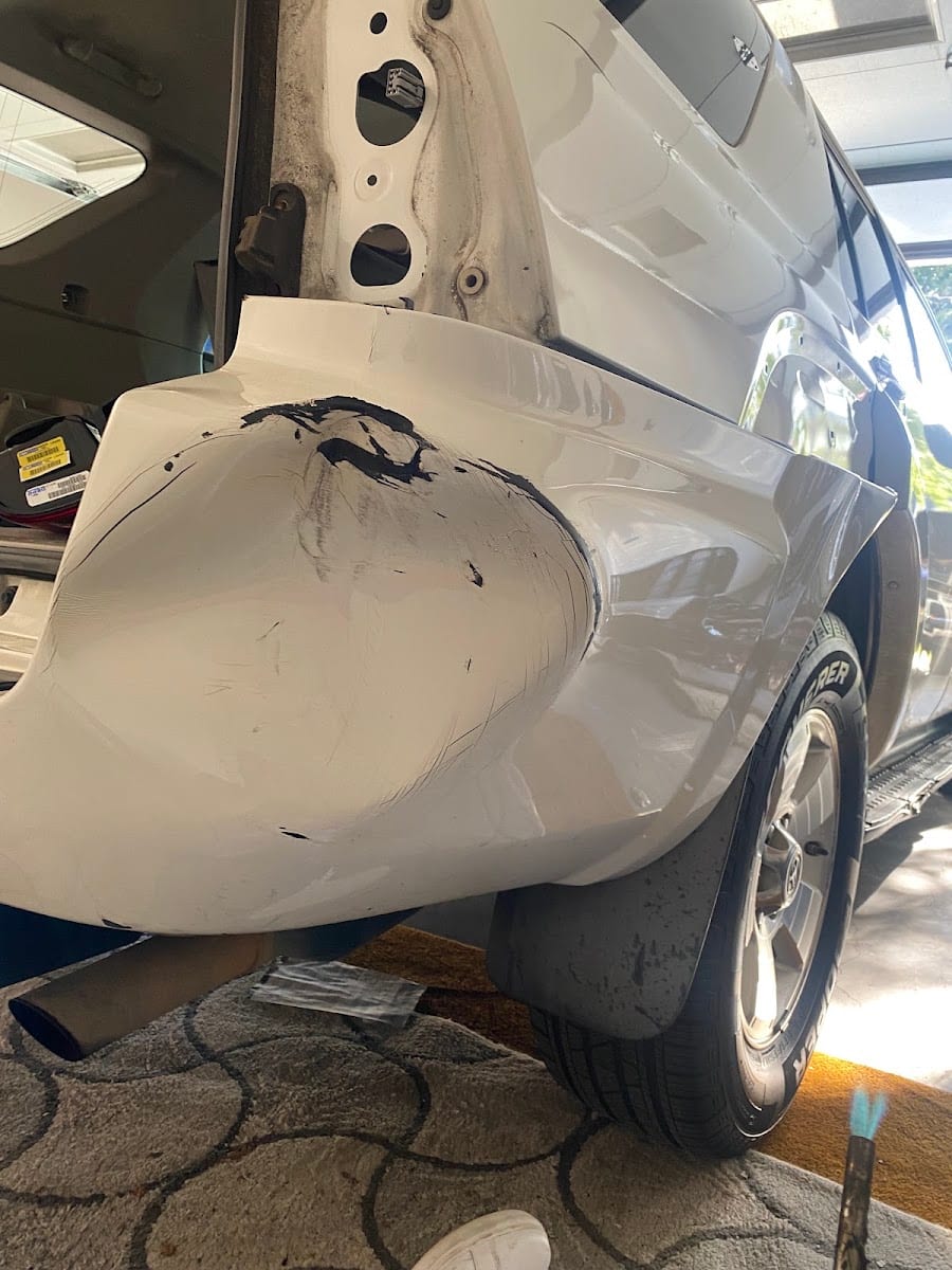 Dan’s auto body repair