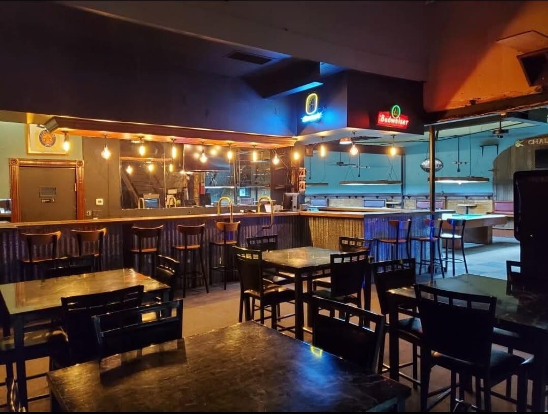 Legends billiards and bar